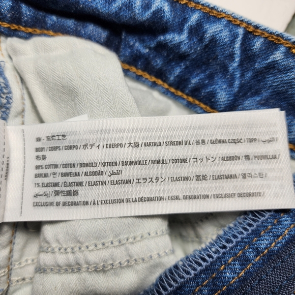 Vintage Abercrombie & Fitch Curve Love High Rise Mom Jeans Size 26/2R DISTRESSED - Picture 12 of 16